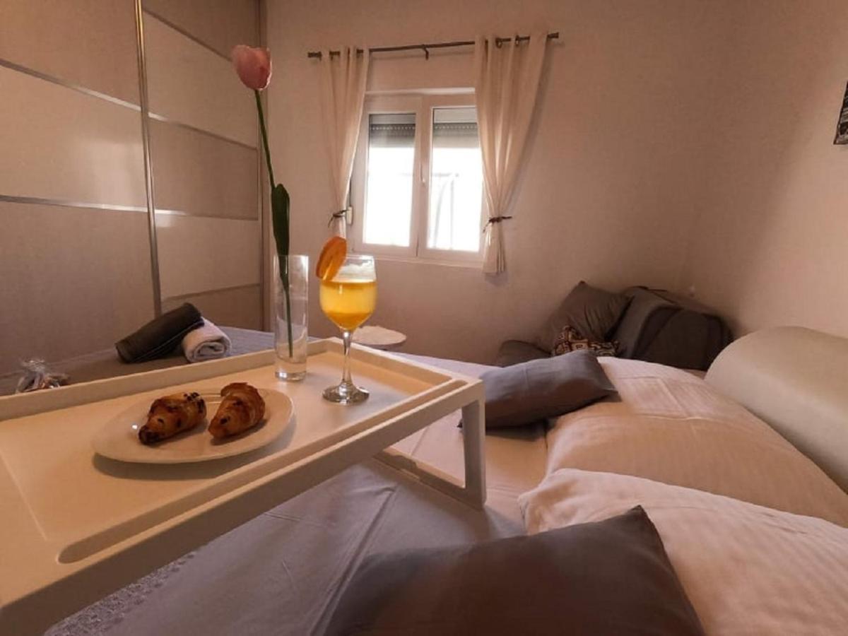 Apartman Zara Biograd Na Moru Exterior photo