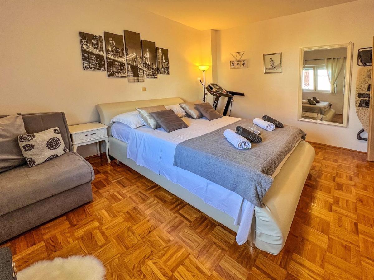 Apartman Zara Biograd Na Moru Exterior photo